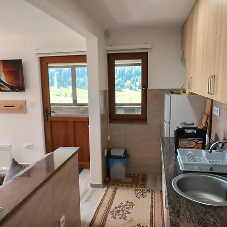 Gostinjska kuća Alpe *